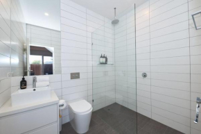 Bliss by Bell - 2 minute walk to Bell street Torquay